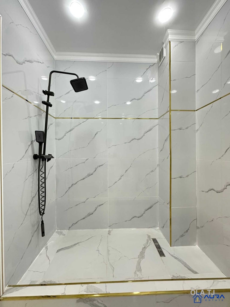 2 комнатная квартира, 17 этаж, 75 м²