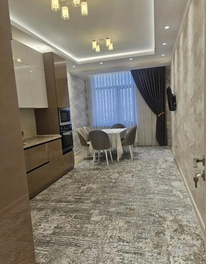 2 комнатная квартира, 13 этаж, 108 м²