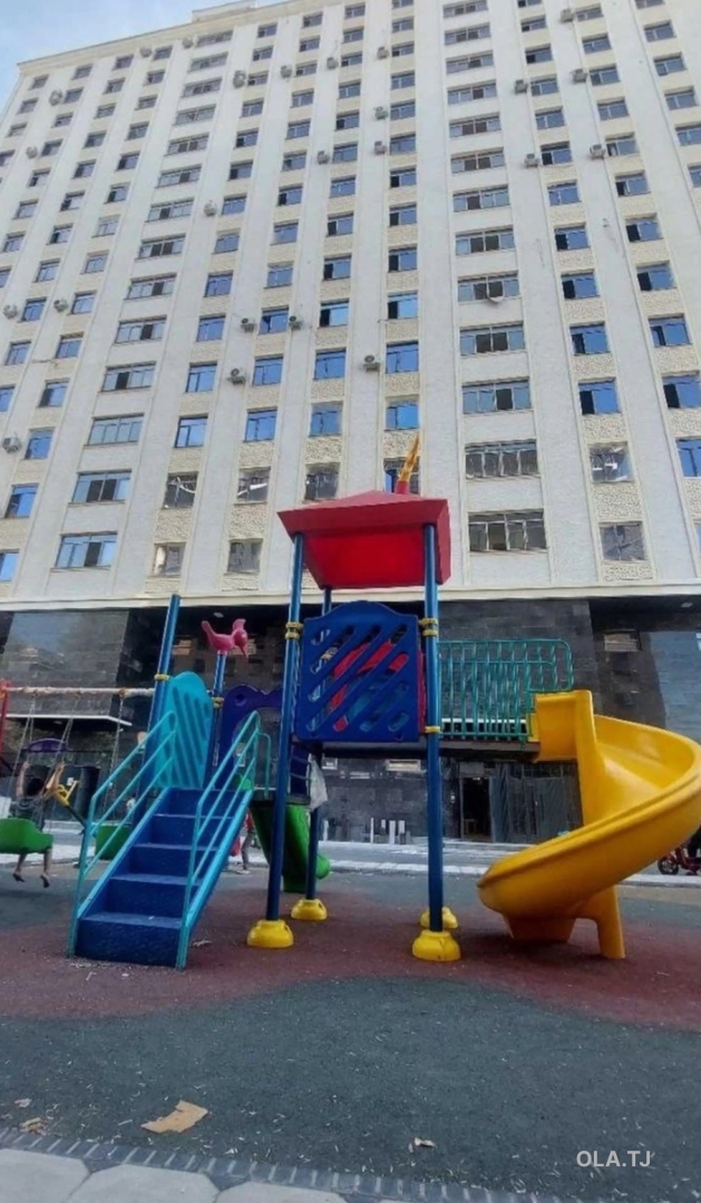 3 комнатная квартира, 14 этаж, 101 м²
