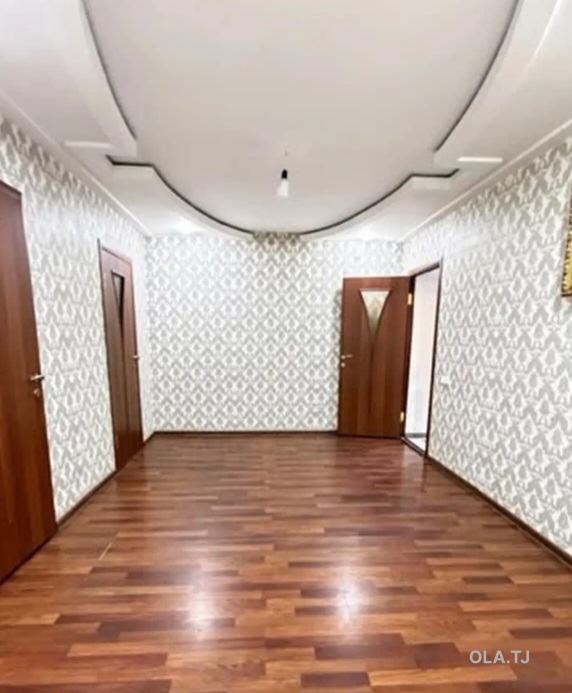 3 комнатная квартира, 2 этаж, 80 м²