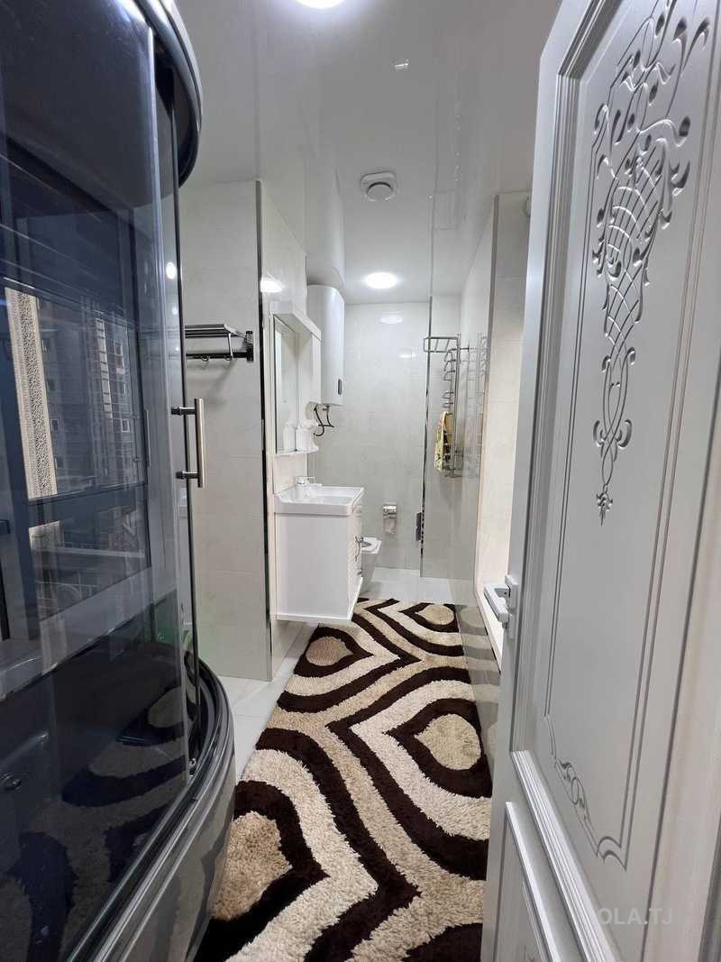 2 комнатная квартира, 6 этаж, 90 м²
