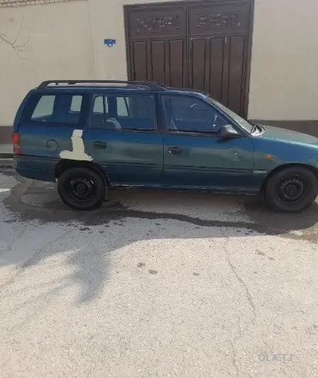 Opel Astra F,  1998