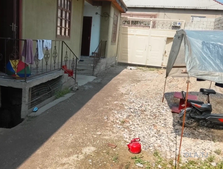 4 комнатная квартира, 1, 5 м²