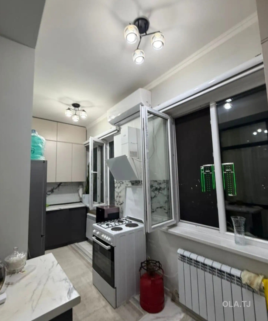 3 комнатная квартира, 10 этаж, 86 м²