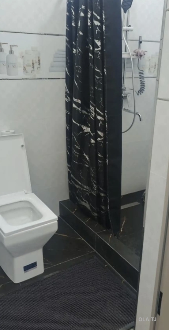 3 комнатная квартира, 5 этаж, 70 м²