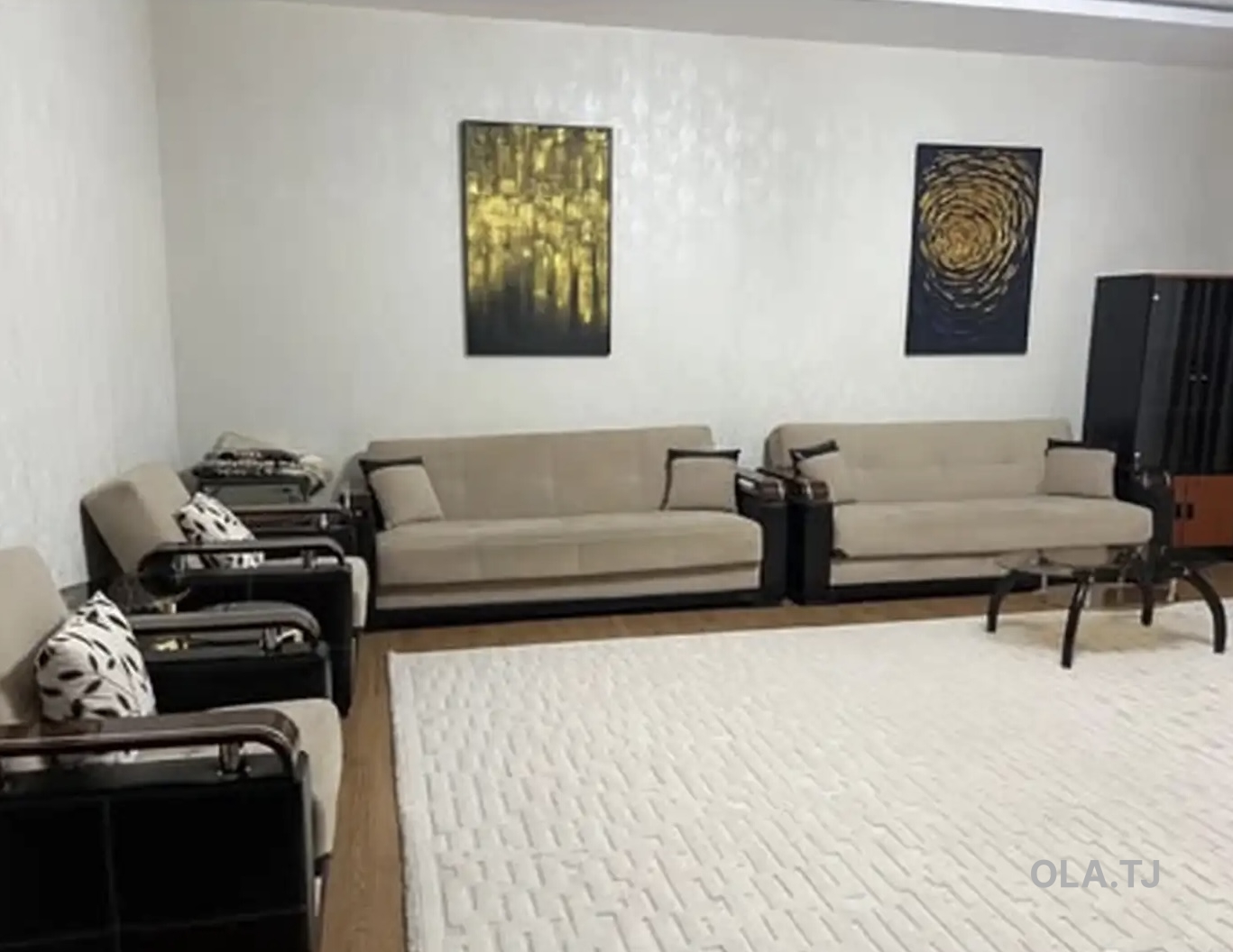 3 комнатная квартира, 3 этаж, 142 м²