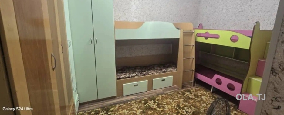 Комната в 4 комнатной квартире, 3/,