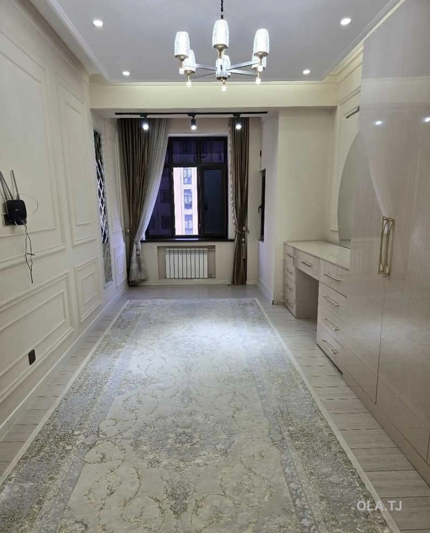 3 комнатная квартира, 10 этаж, 120 м²