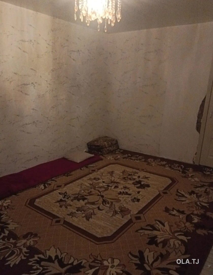 Комната в 3 комнатной квартире, 1/,