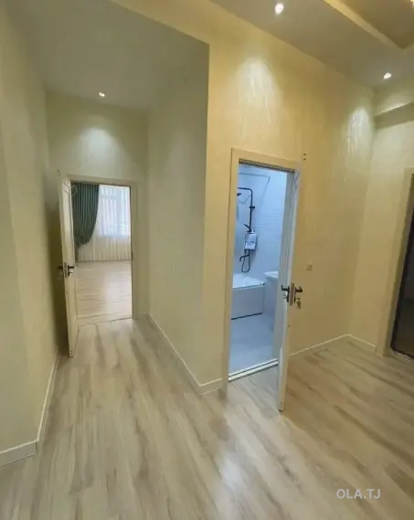 3 комнатная квартира, 8 этаж, 91 м²