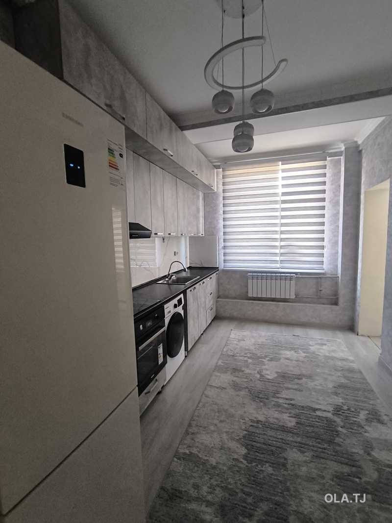 2 комнатная квартира, 13 этаж, 80 м²