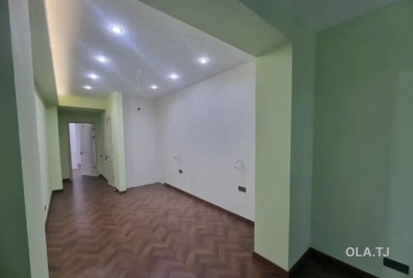 3 комнатная квартира, 3 этаж, 145 м²