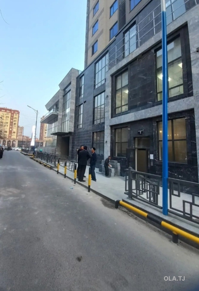 Офис в аренду, В жилом доме, 52 м²