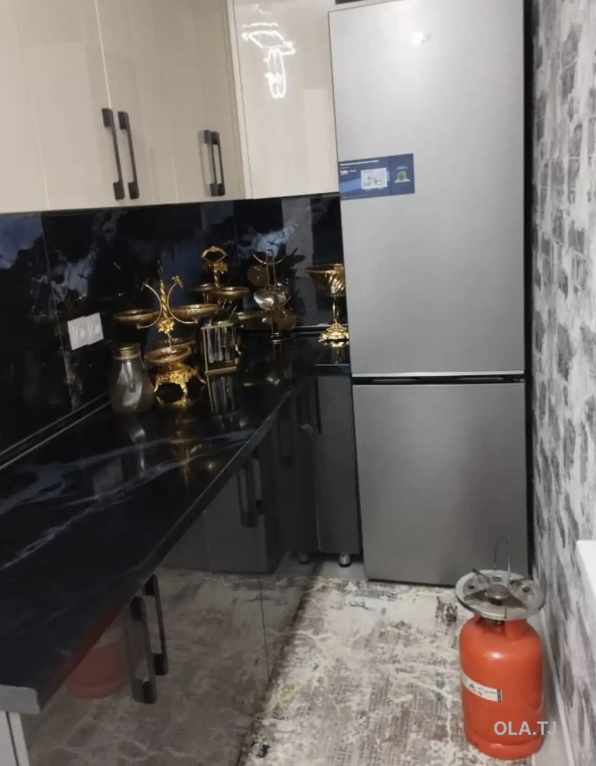 3 комнатная квартира, 7 этаж, 100 м²