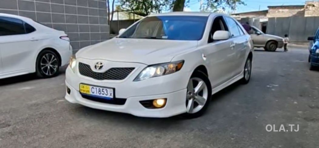 Toyota Camry,  2011