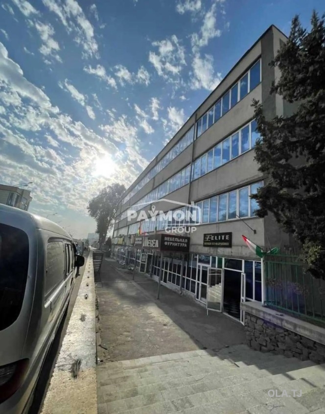 Помещение под свободное назначение, 1000м²