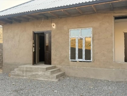 Дом (хавли), 4 комнат, 1 эт