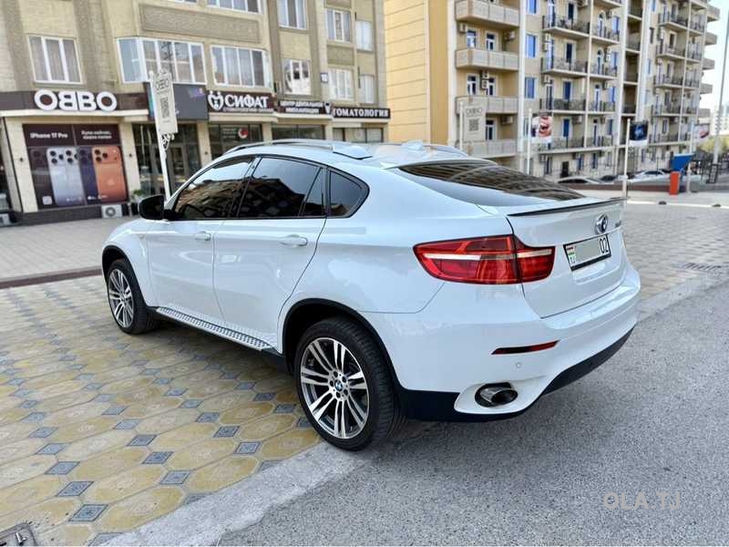 BMW X6,  2013