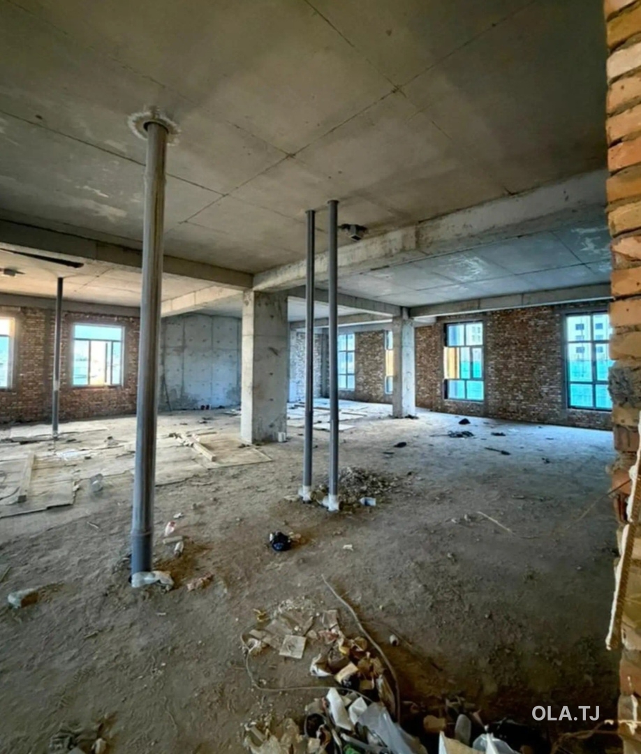 6 комнатная квартира, 2 этаж, 316 м²