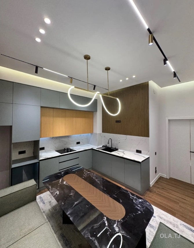 2 комнатная квартира,  этаж, 53 м²