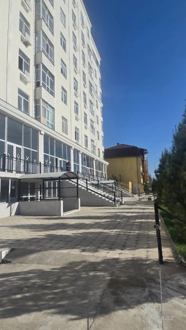 Помещение под свободное назначение, 700м², Шохмансур