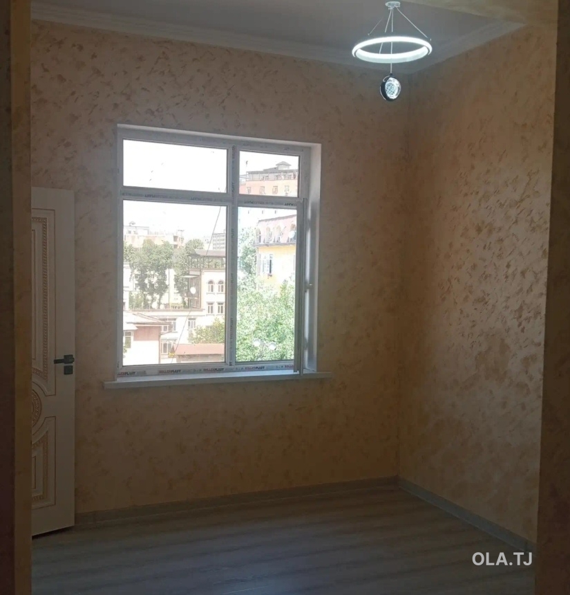 3 комнатная квартира, 8 этаж, 90 м²