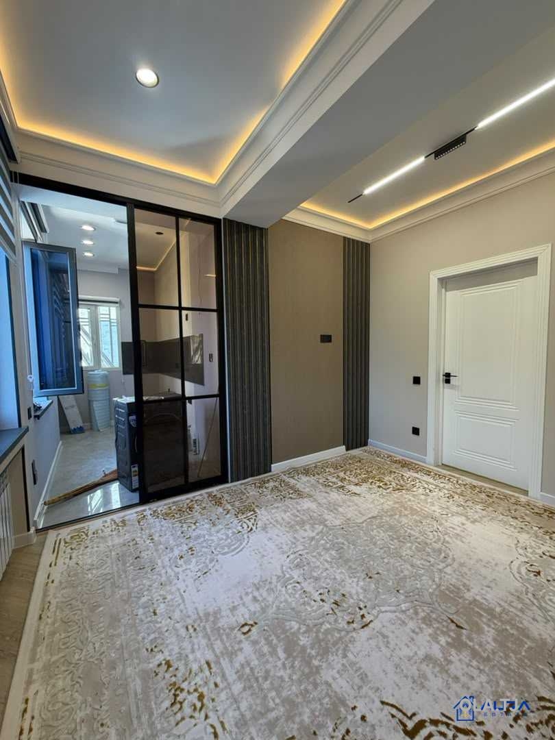 2 комнатная квартира, 10 этаж, 58 м²