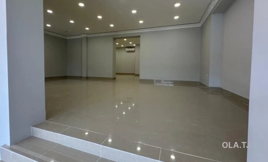 Офис в аренду, В бизнес-центре, 144 м²