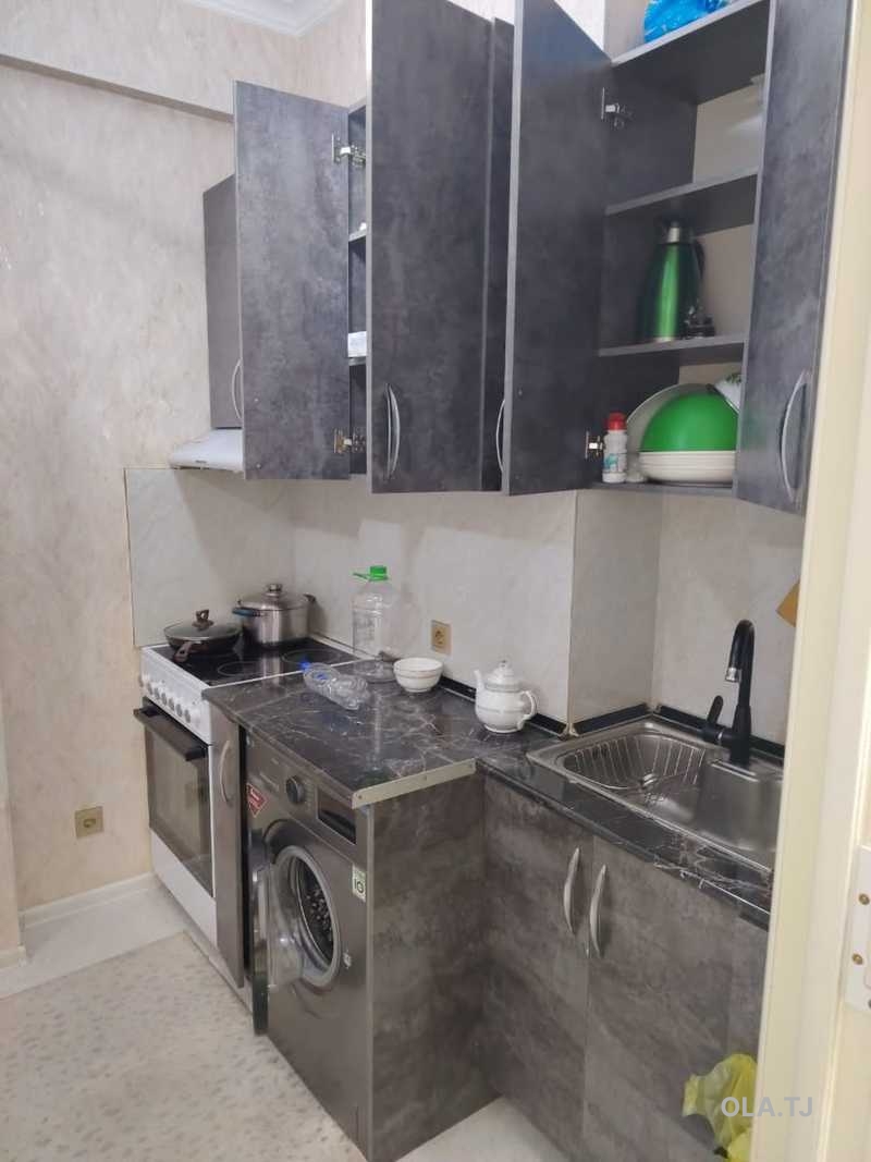 2 комнатная квартира, 8 этаж, 76 м²