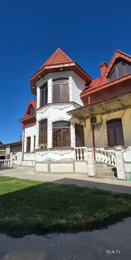 Дом (хавли), 10 комнат, 2 эт