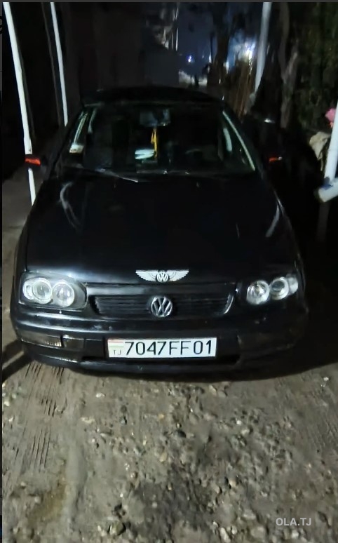 Volkswagen Golf,  1995