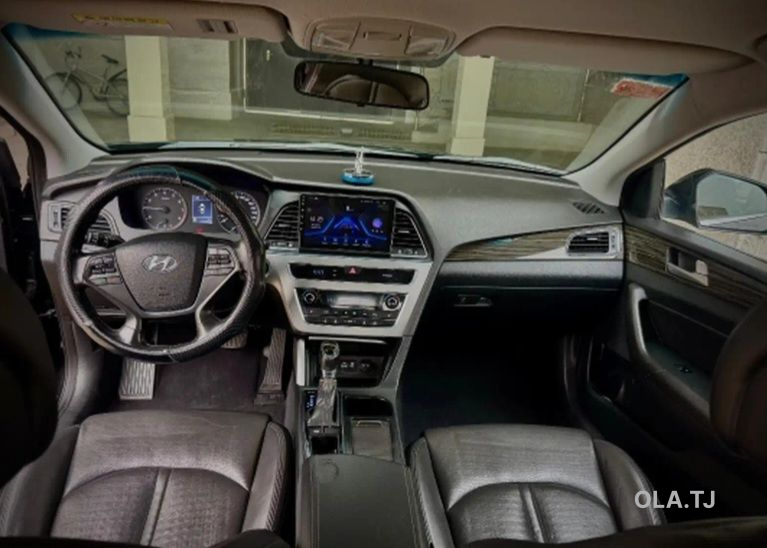 Hyundai Sonata,  2014