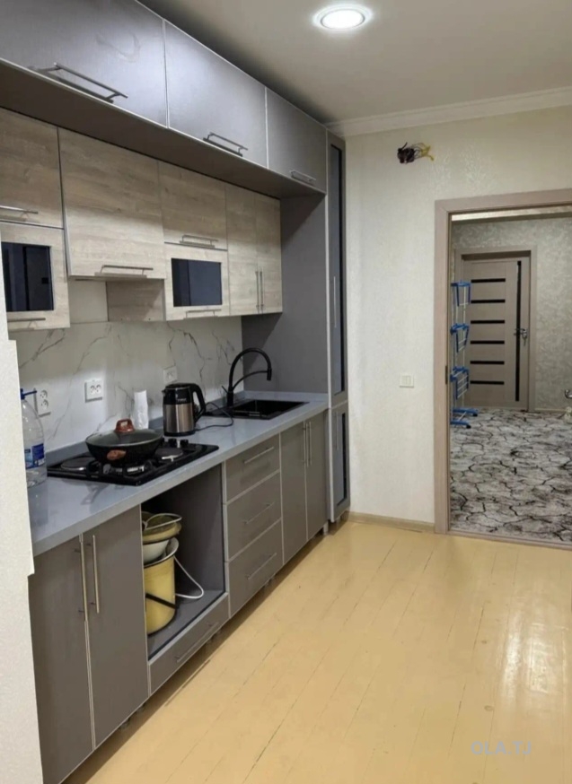 4 комнатная квартира, 3 этаж, 70 м²