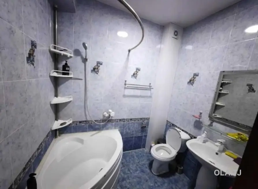 6 комнатная квартира, 1 этаж, 240 м²