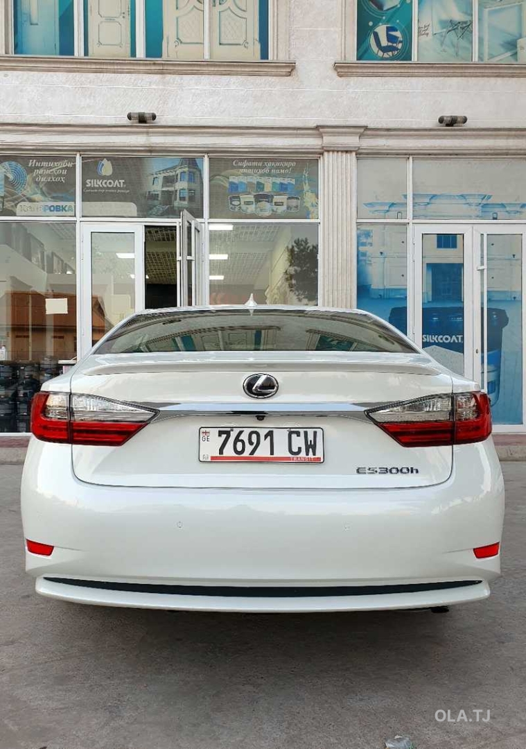 Lexus ES,  2016