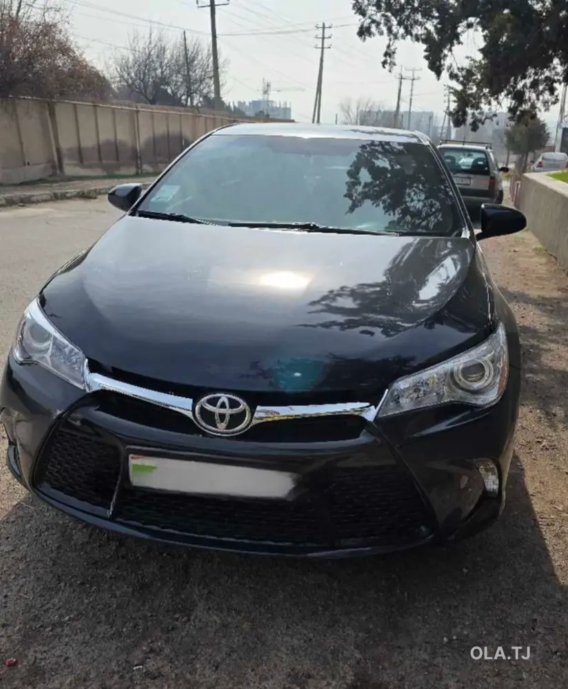 Toyota Camry,  2017