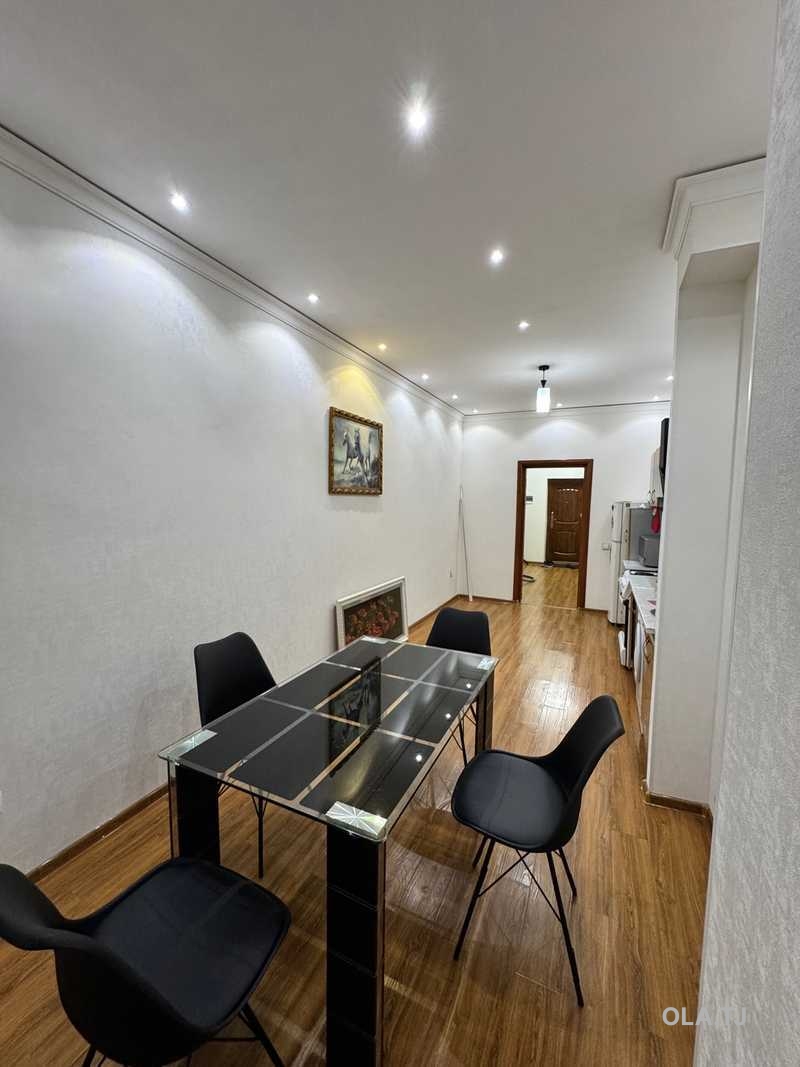 2 комнатная квартира, 8 этаж, 106 м²