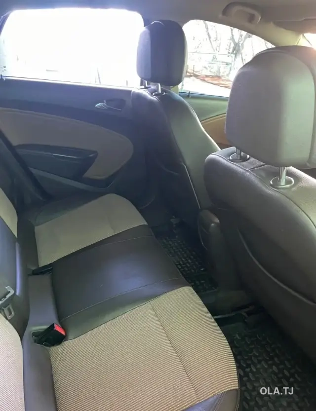 Opel Astra J,  2013