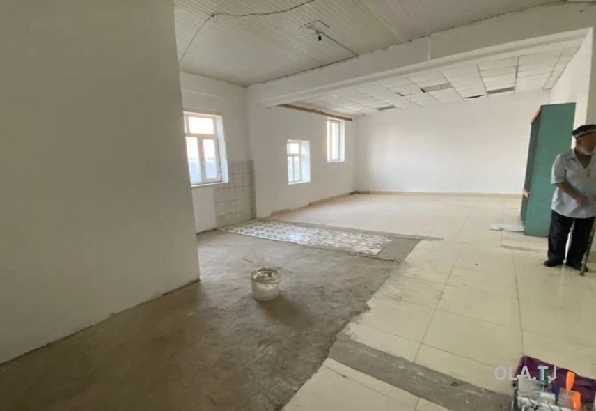 Офис в аренду, В жилом доме, 100 м²