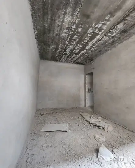 1 комнатная квартира, Цокольный этаж, 38 м²