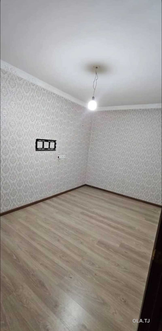 3 комнатная квартира, 1 этаж, 58 м²