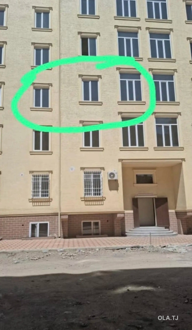 3 комнатная квартира, 3 этаж, 135 м²