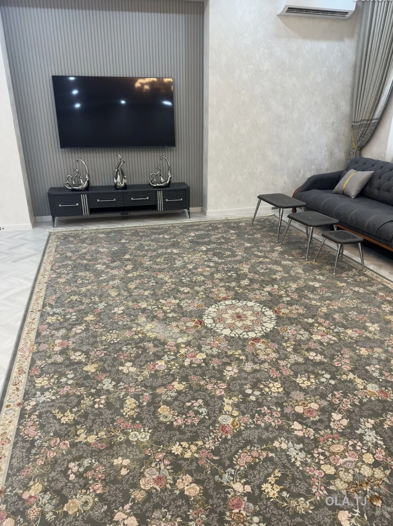 3 комнатная квартира, 13 этаж, 150 м²