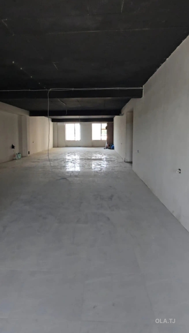 Офис в аренду, В жилом доме, 184 м²