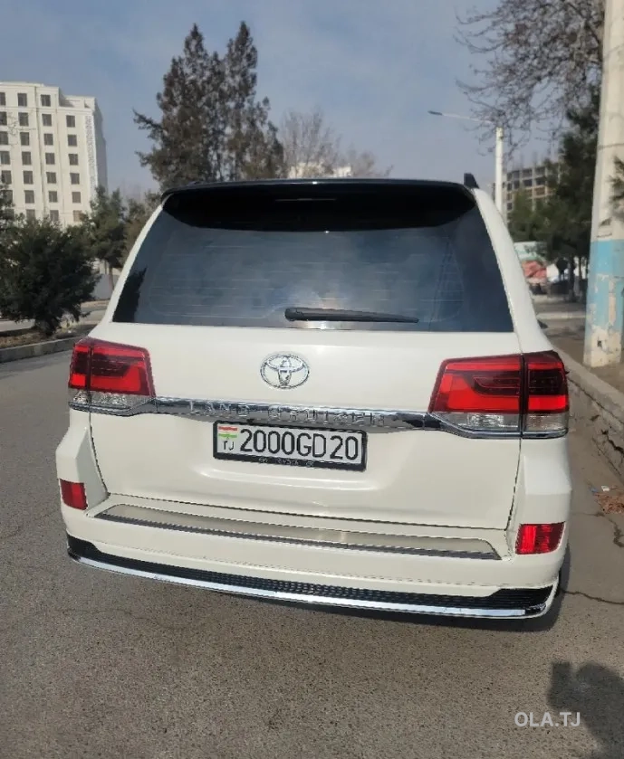 Toyota Land Cruiser,  2013