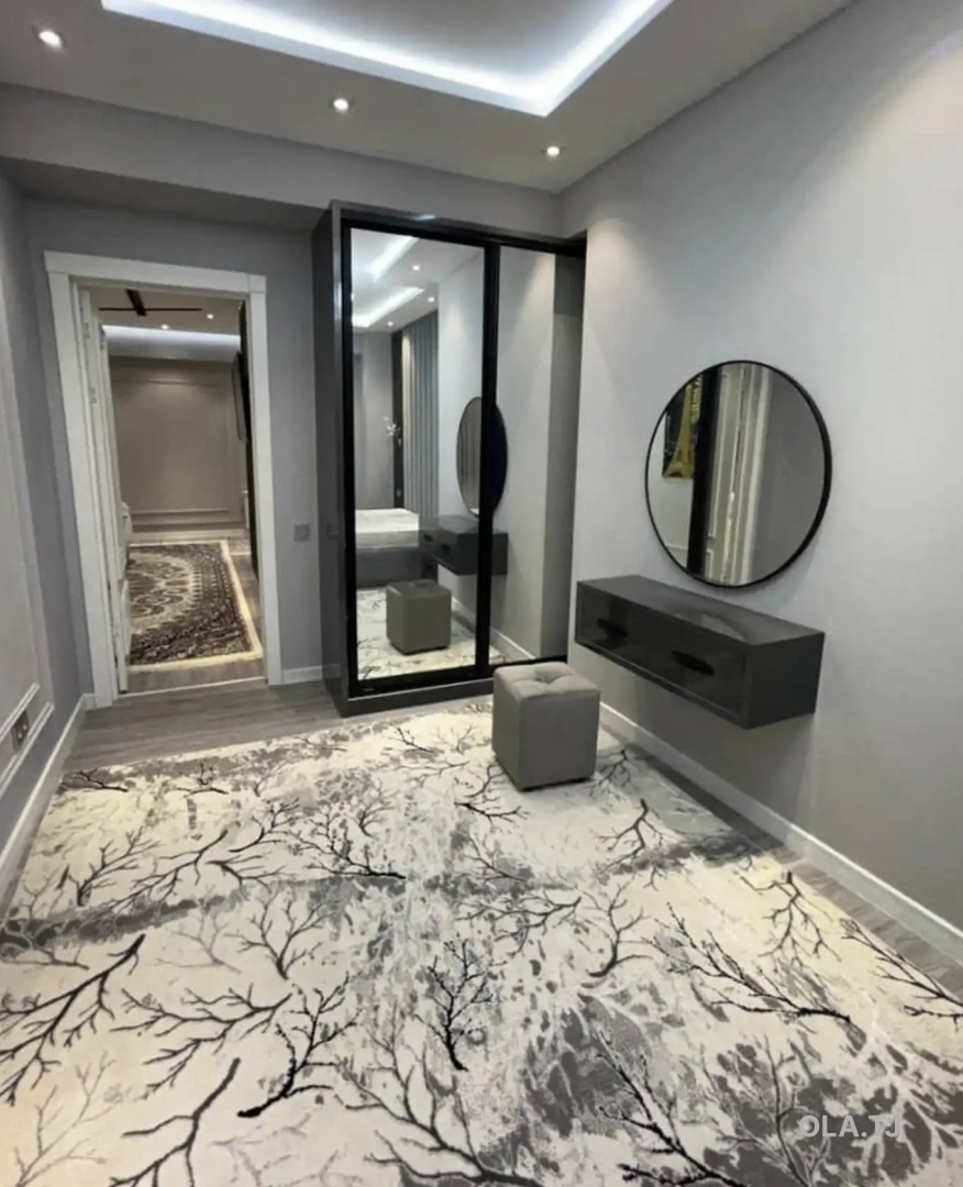 3 комнатная квартира, 18 этаж, 101 м²