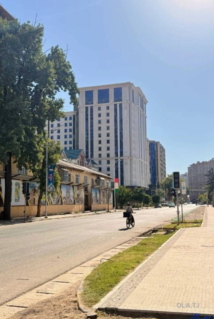 3 комнатная квартира, 14 этаж, 130 м²