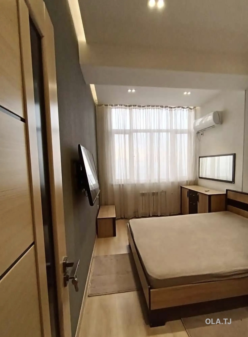 2 комнатная квартира, 13 этаж, 70 м²