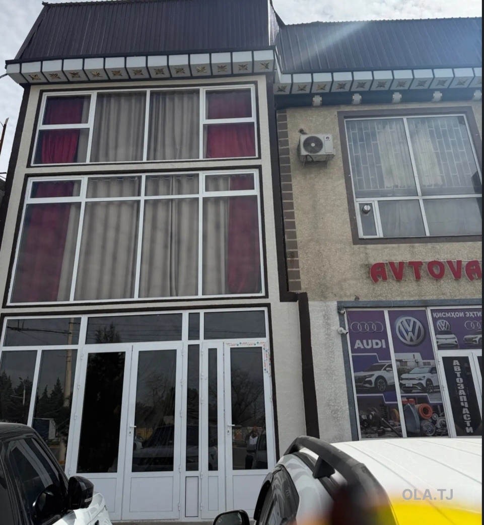 Офис в аренду, В жилом доме, 400 м²