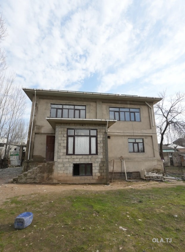 Дом (хавли), 8 комнат, 2 эт